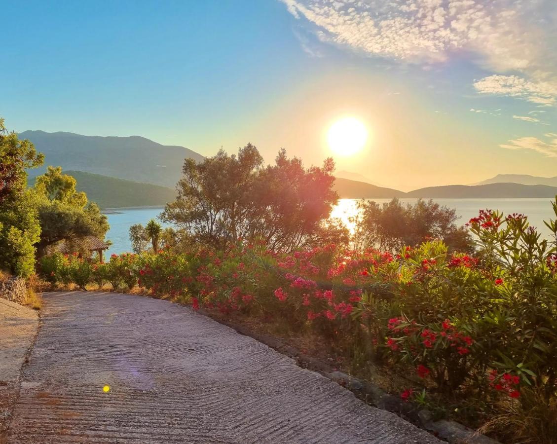 Villa Nautique - Waterfront Sivota Exterior foto
